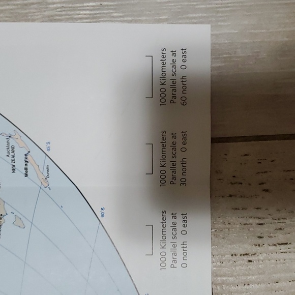 Foldable World Map - Picture 2 of 3